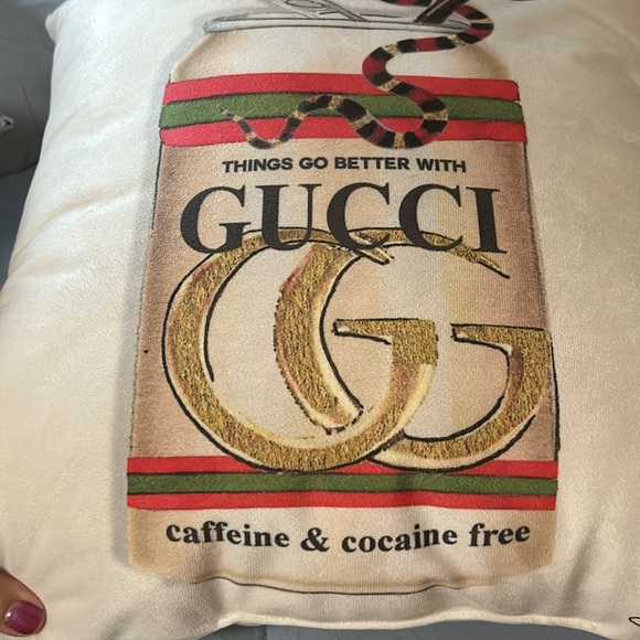 Decorative Pillows SET of 3. NON Branded New Out Of Package. - Picture 6 of 11